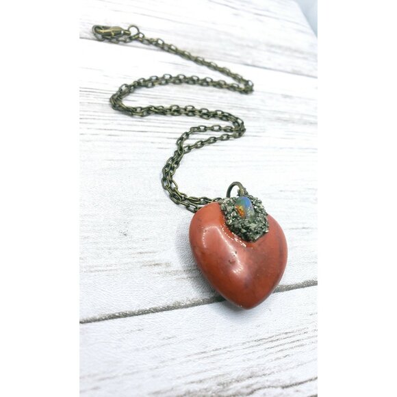 Red jasper heart and opal crystal necklace handmade - Picture 9 of 12